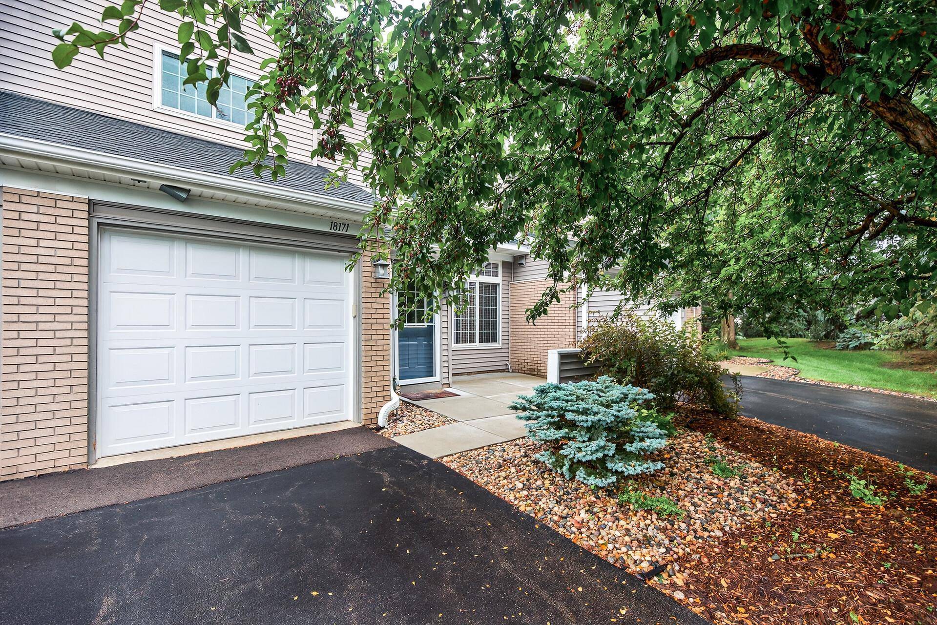 18171 Settlers WAY, Eden Prairie, MN 55437