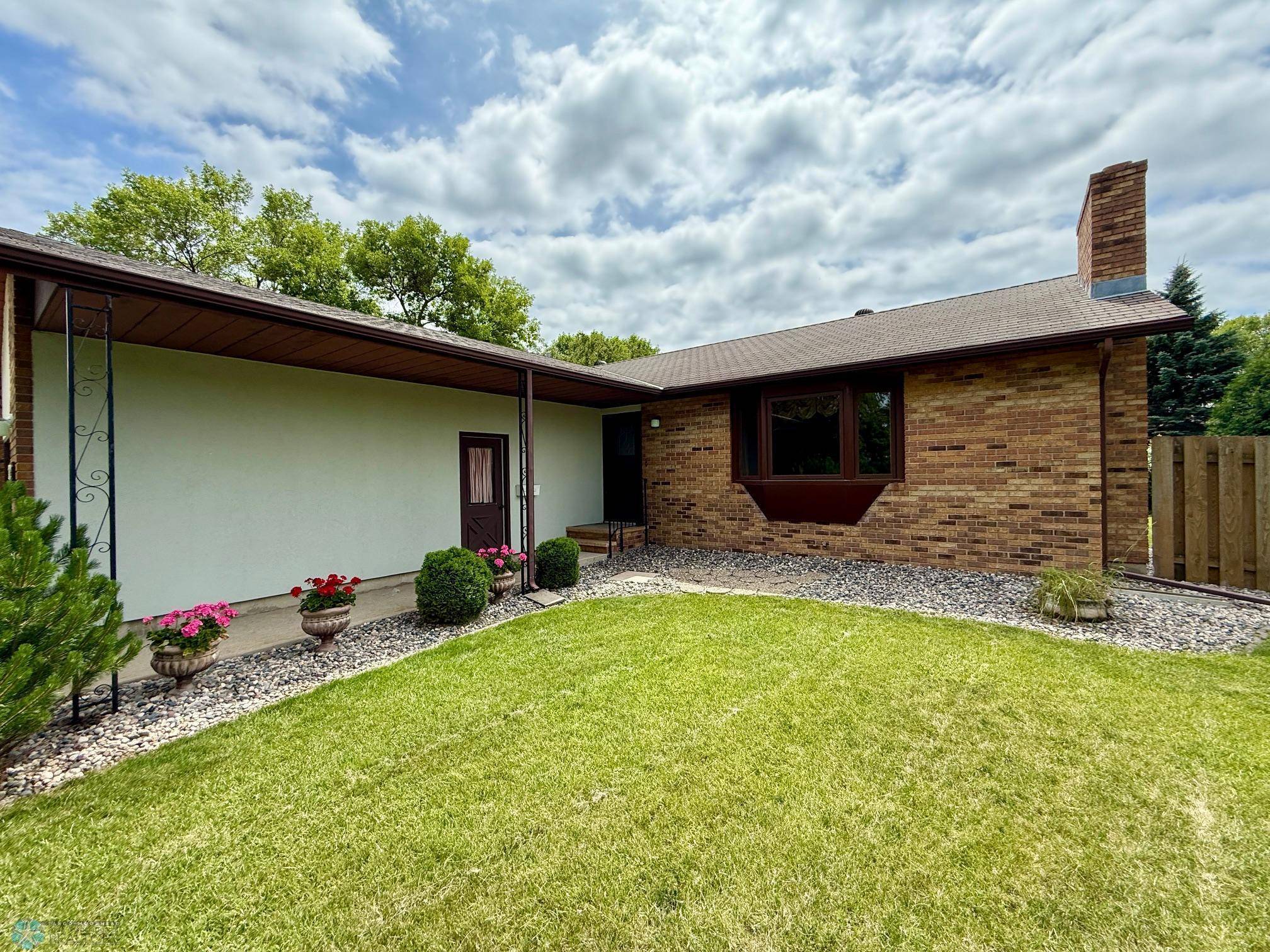 Fargo, ND 58103,2602 Eastgate DR S