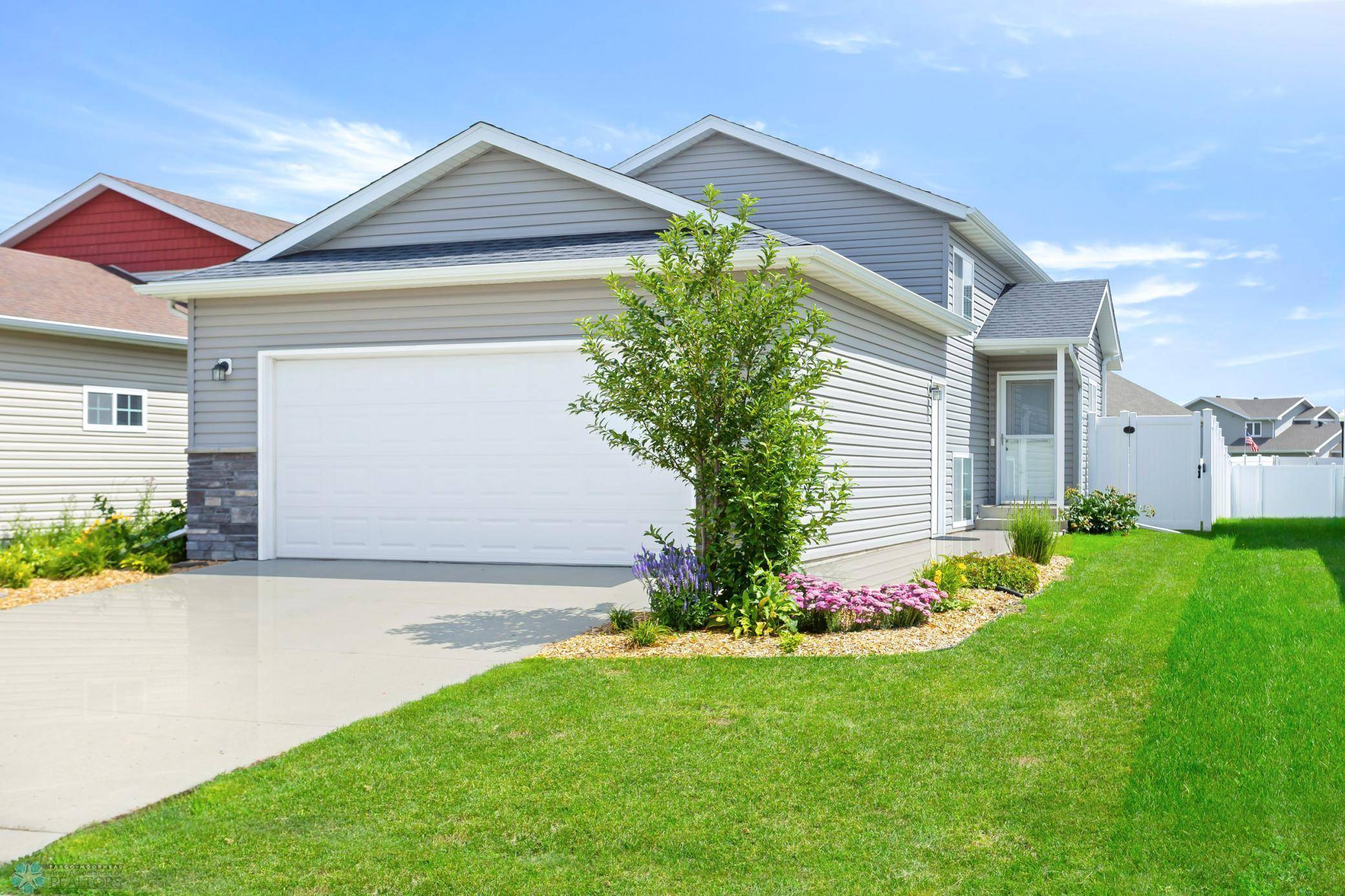 6148 35th ST S, Fargo, ND 58104