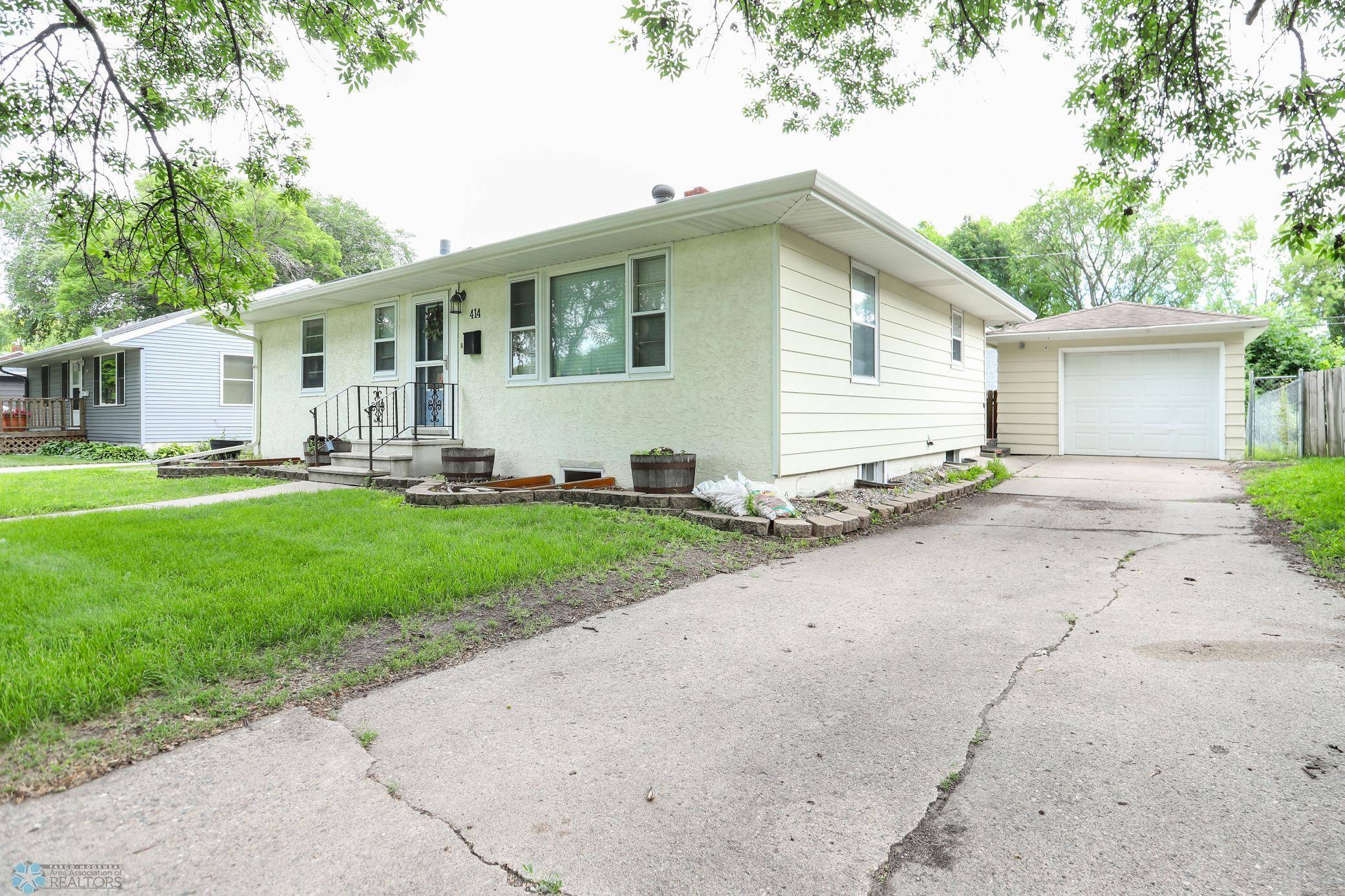 Fargo, ND 58102,414 21st AVE N