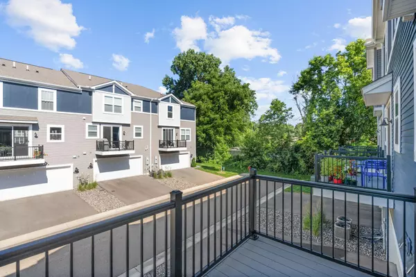 Inver Grove Heights, MN 55076,7614 Connie LN