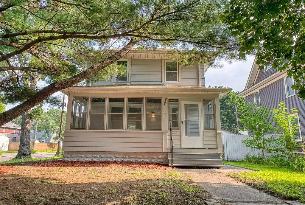 Saint Paul, MN 55104,1702 Minnehaha AVE W