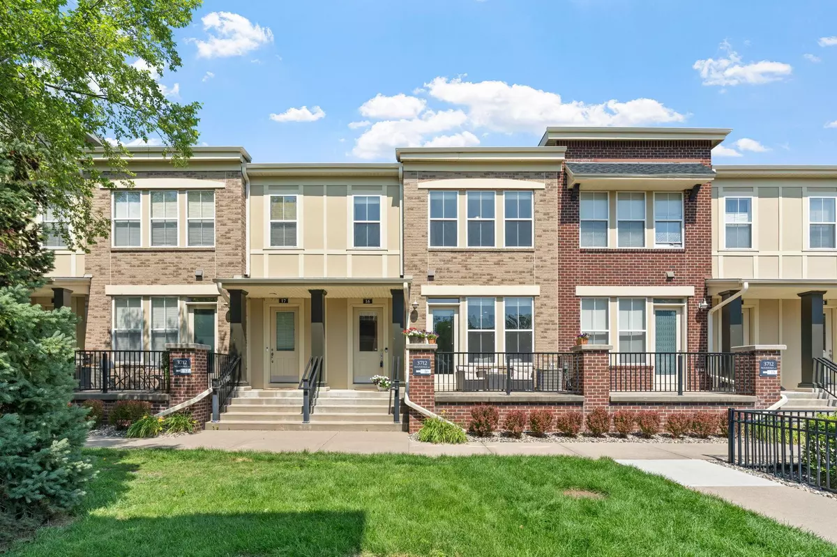 Saint Louis Park, MN 55416,3712 Wooddale AVE S #16