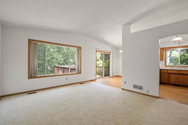 Zimmerman, MN 55398,26377 10th ST W