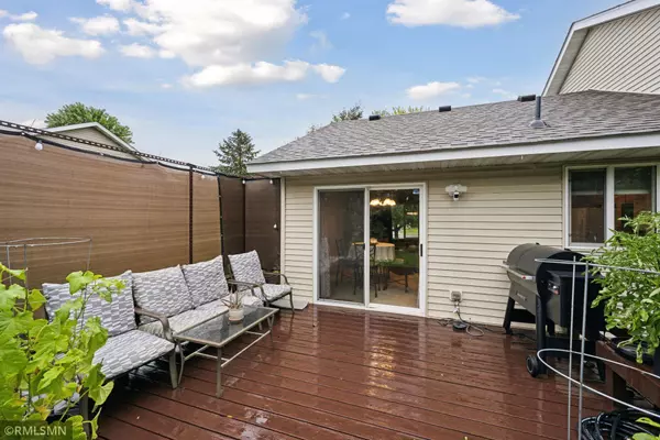 Becker, MN 55308,11223 Diane AVE