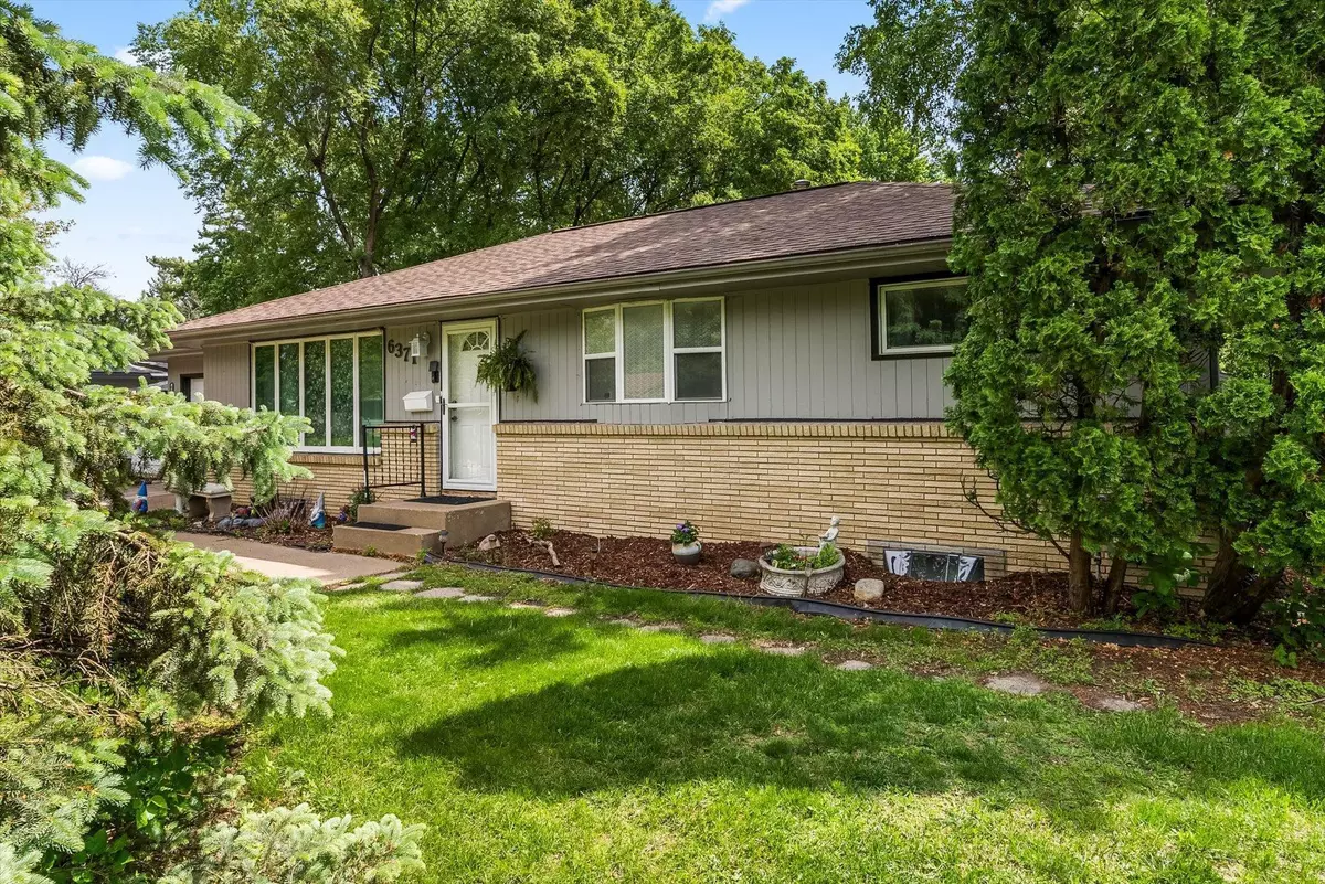 Fridley, MN 55432,6371 7th ST NE