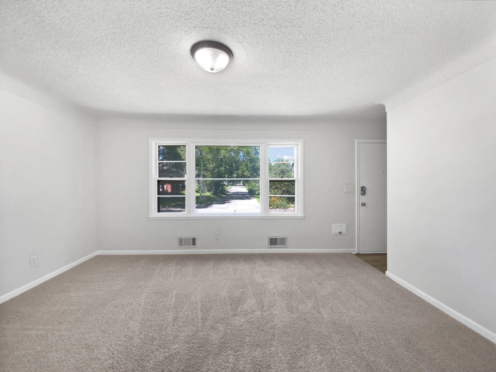 West Saint Paul, MN 55118,206 Winona ST W