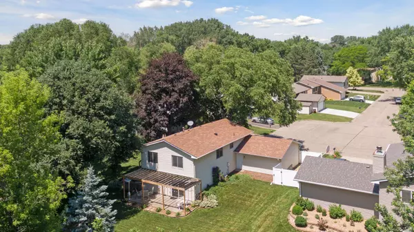 Woodbury, MN 55125,2396 Carlsbad PLZ