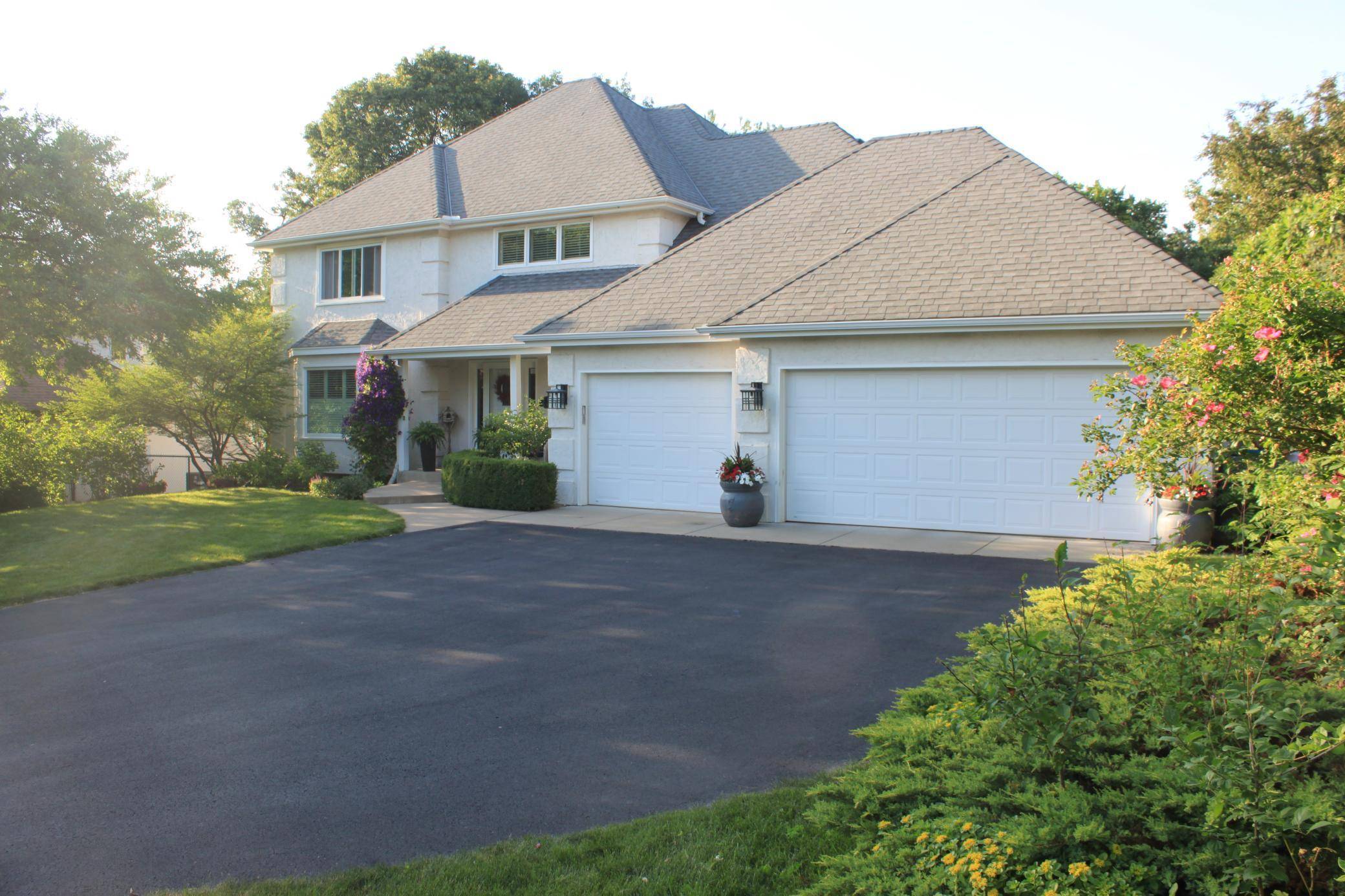 Bloomington, MN 55438,7700 W 99th ST