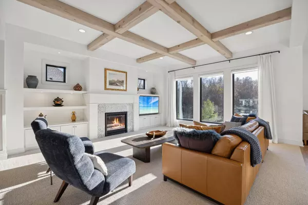 Excelsior, MN 55331,5960 Prestwick CT