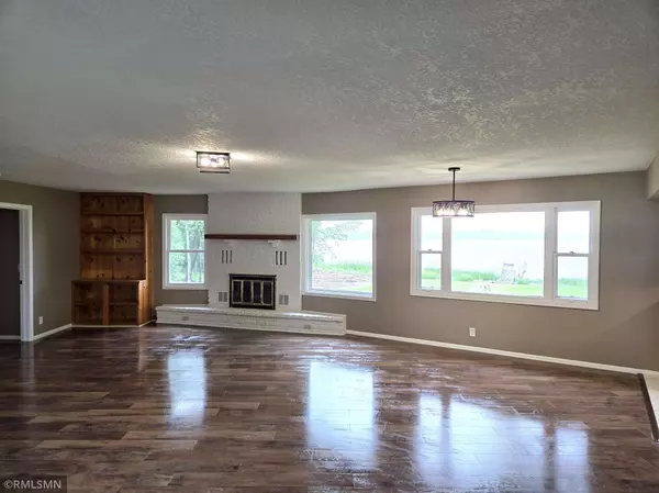 Ham Lake, MN 55304,3311 Interlachen DR NE