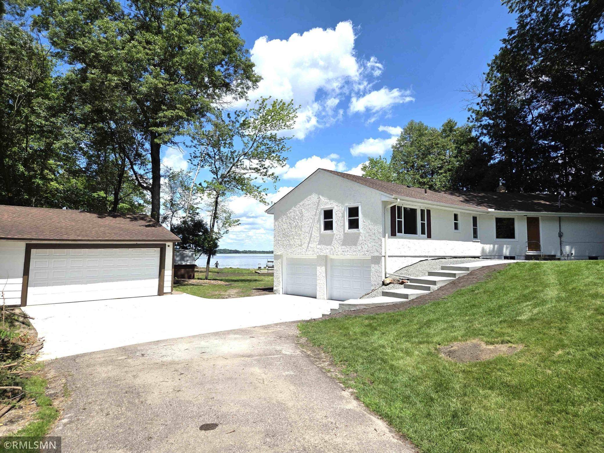Ham Lake, MN 55304,3311 Interlachen DR NE