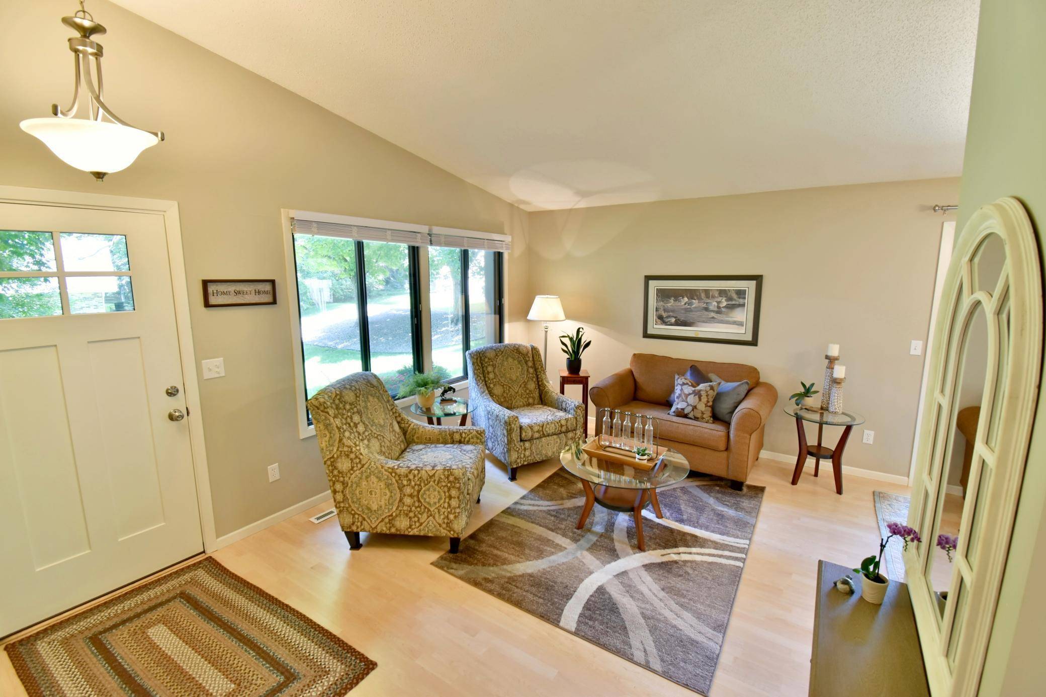 Plymouth, MN 55447,1945 Kingsview LN N