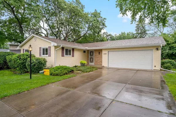 6333 Birchwood RD, Woodbury, MN 55125