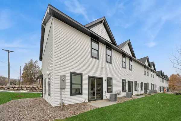 Crystal, MN 55422,3401 Douglas DR N