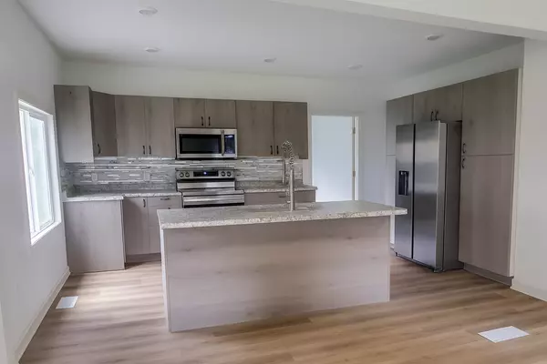 Long Prairie, MN 56347,409 2nd AVE S