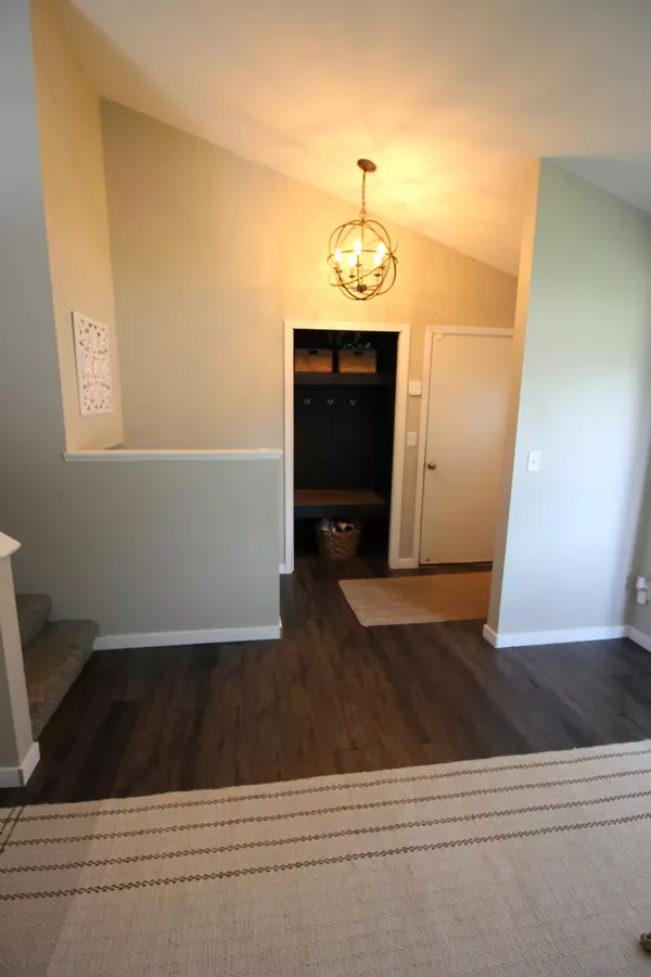 Sartell, MN 56377,235 Glacier AVE