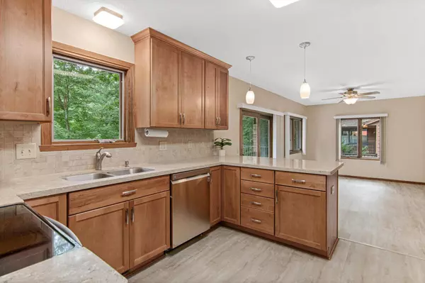 Eagan, MN 55123,1244 Balsam TRL E