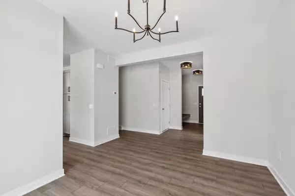 Lakeville, MN 55044,17967 Hawksbill Drive