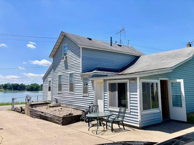 Cologne, MN 55322,208 Benton ST W