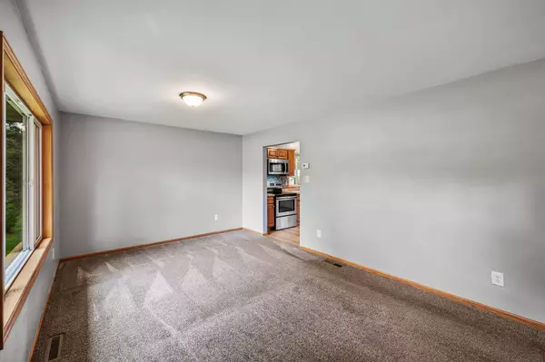 Livonia Twp, MN 55398,25885 101st ST NW