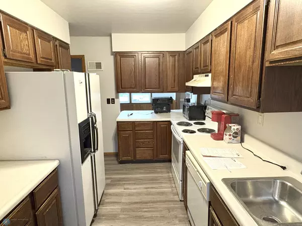 Moorhead, MN 56560,1317 3rd ST S
