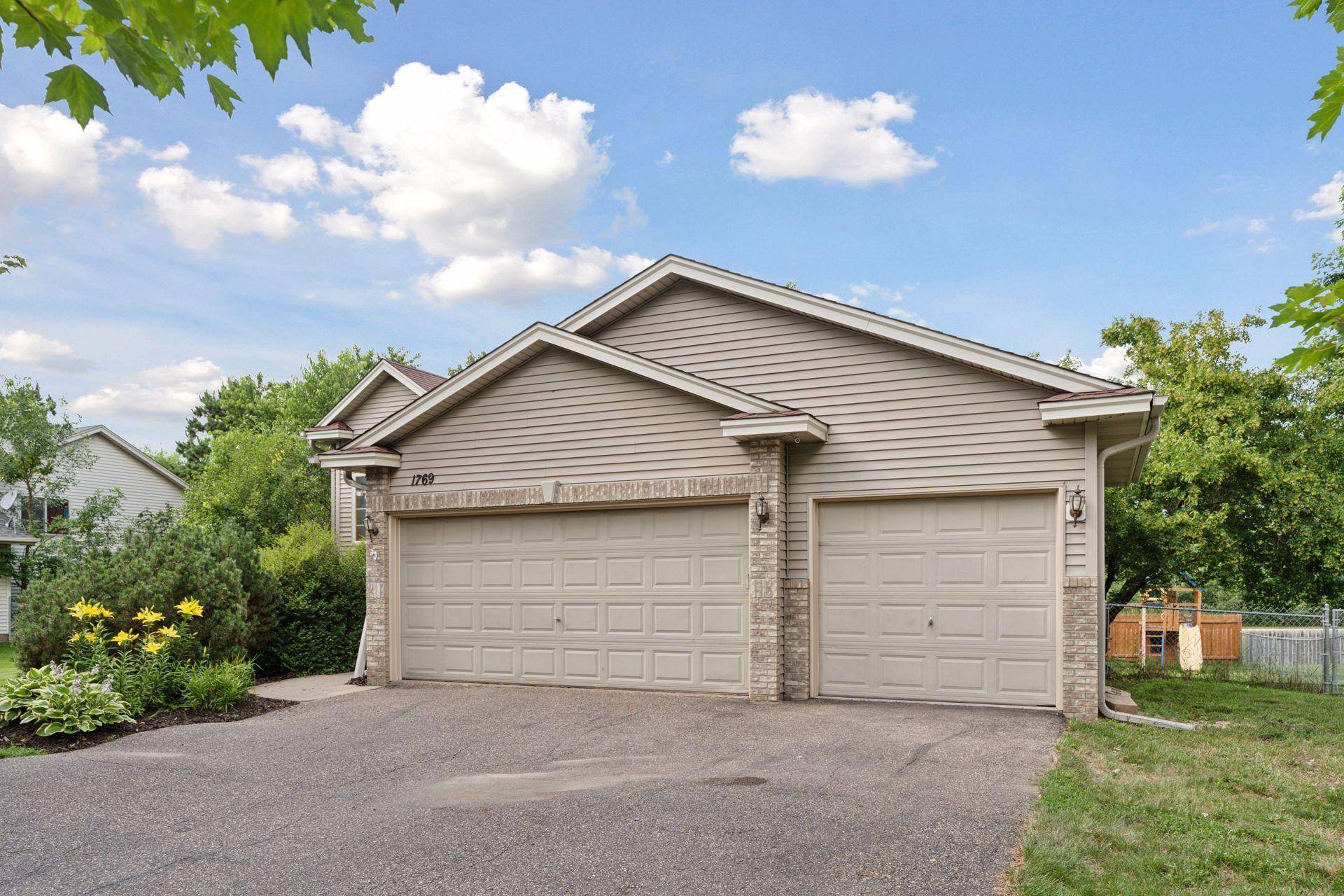 Andover, MN 55304,1769 155th AVE NW