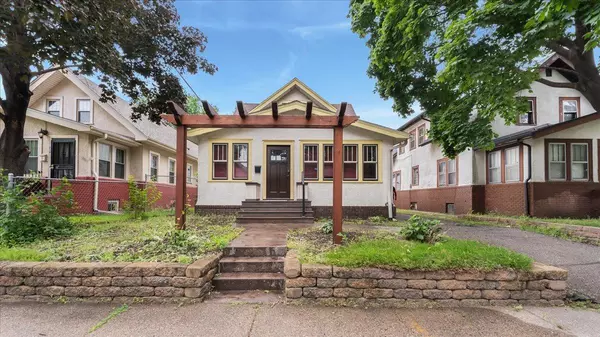 Minneapolis, MN 55418,212 22nd AVE NE
