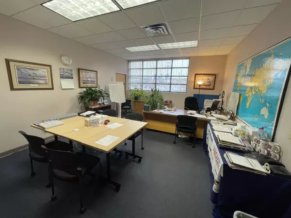 Minneapolis, MN 55411,2201 N 2nd ST