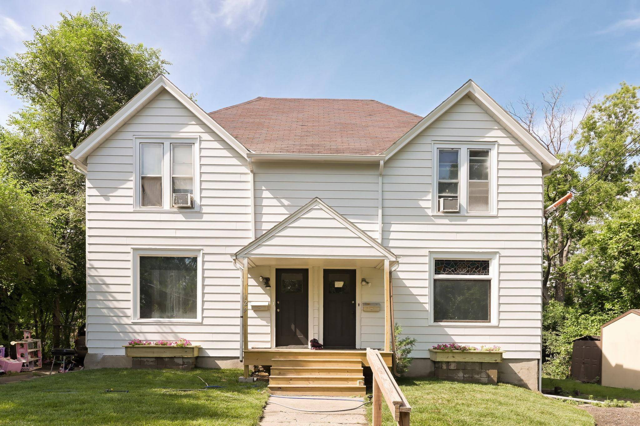 129 Morton ST E, Saint Paul, MN 55107