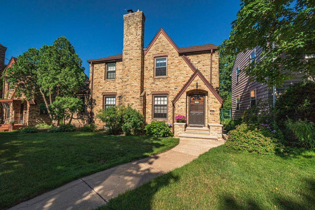 Minneapolis, MN 55417,5504 Elliot AVE
