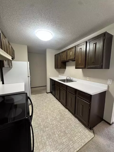 Bloomington, MN 55437,3917 Heritage Hills DR #204