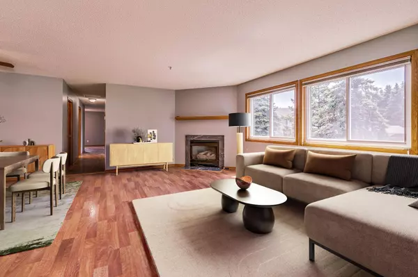White Bear Lake, MN 55110,3167 Manitou DR #7