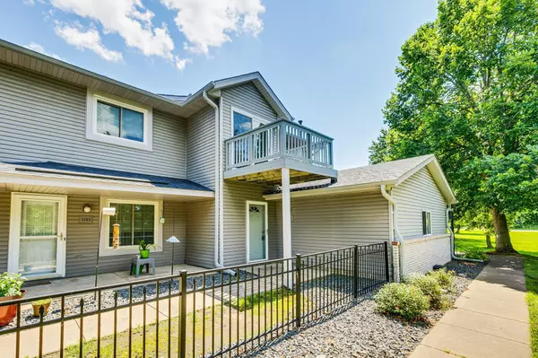 White Bear Lake, MN 55110,3167 Manitou DR #7