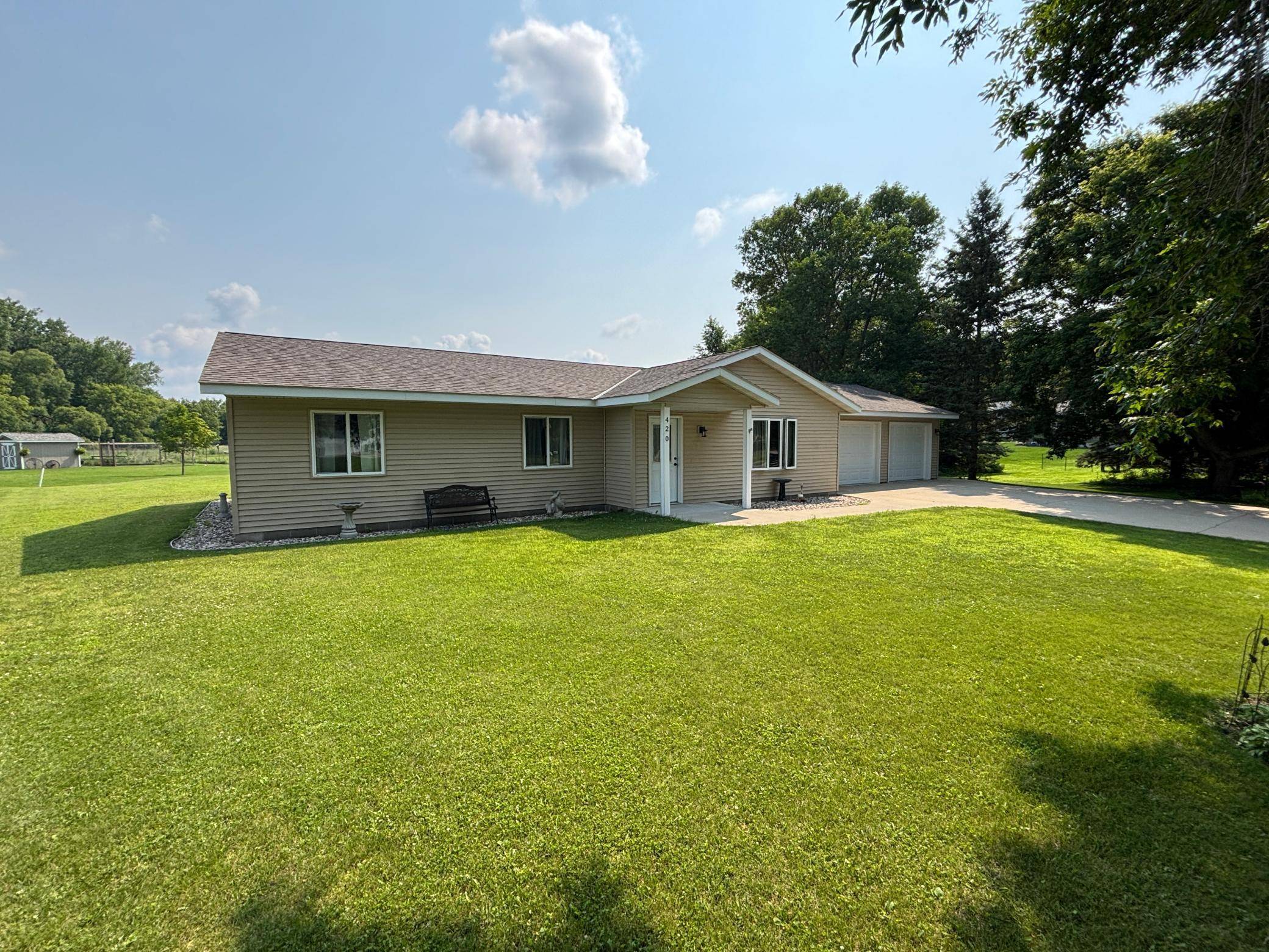 Spicer, MN 56288,420 Medayto DR