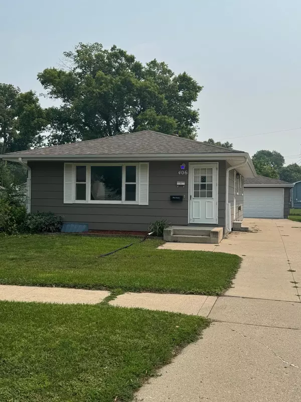 Fargo, ND 58103,406 22nd ST S