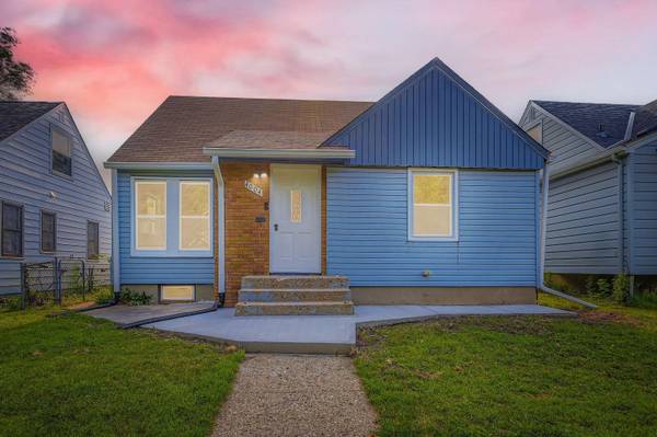 4004 19th AVE S, Minneapolis, MN 55407