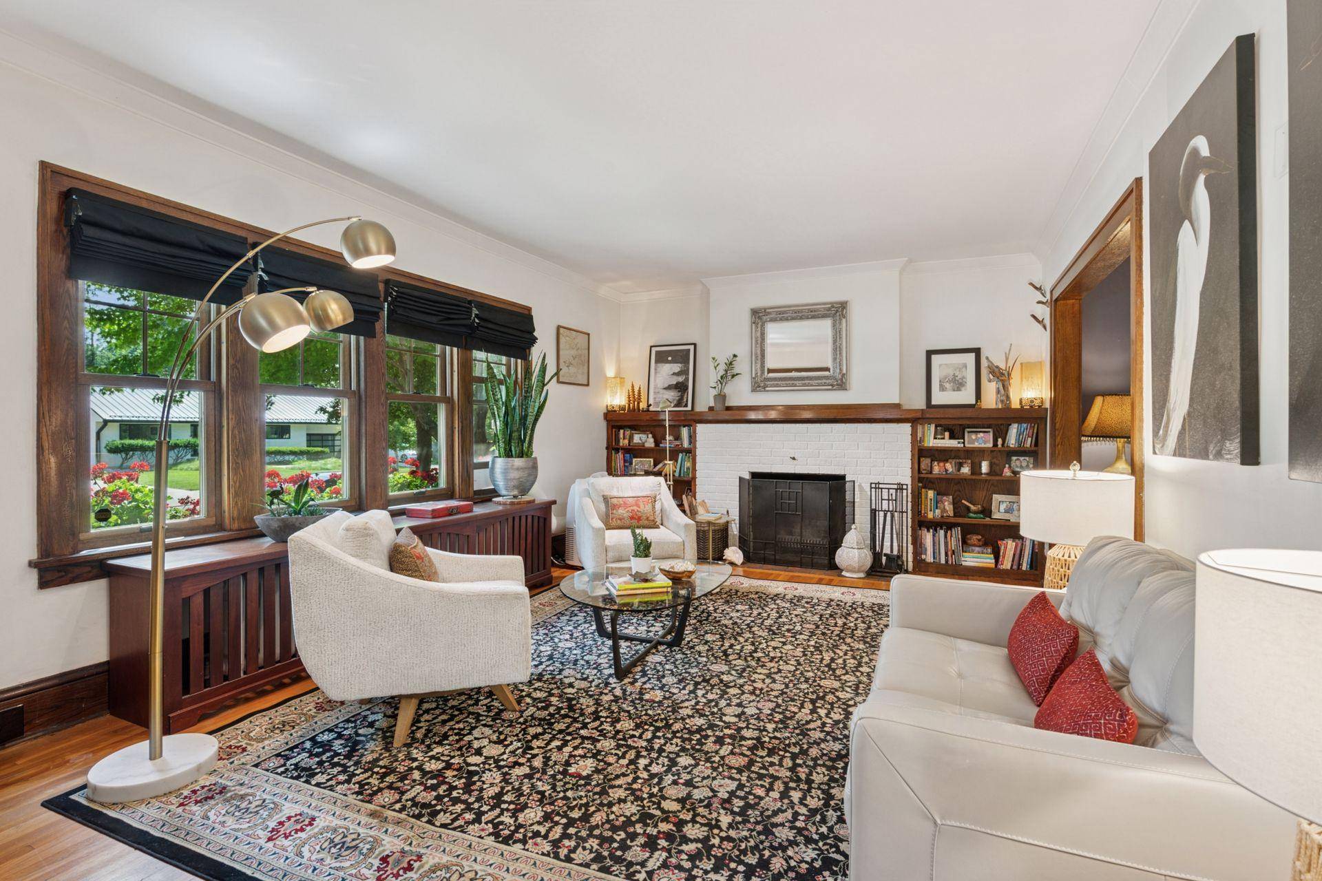 Minneapolis, MN 55410,2612 W 52nd ST