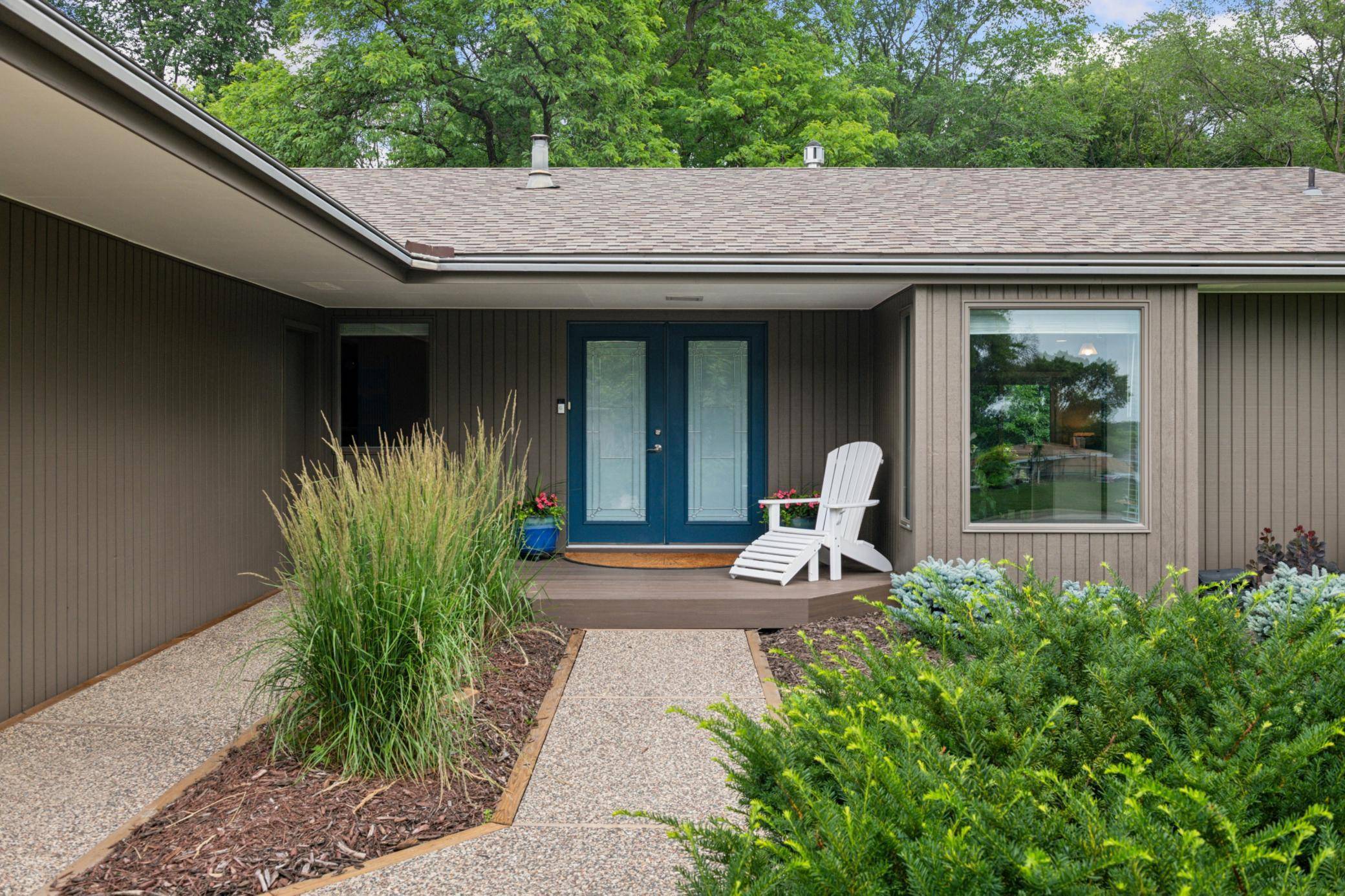 Bloomington, MN 55437,10525 Rich RD