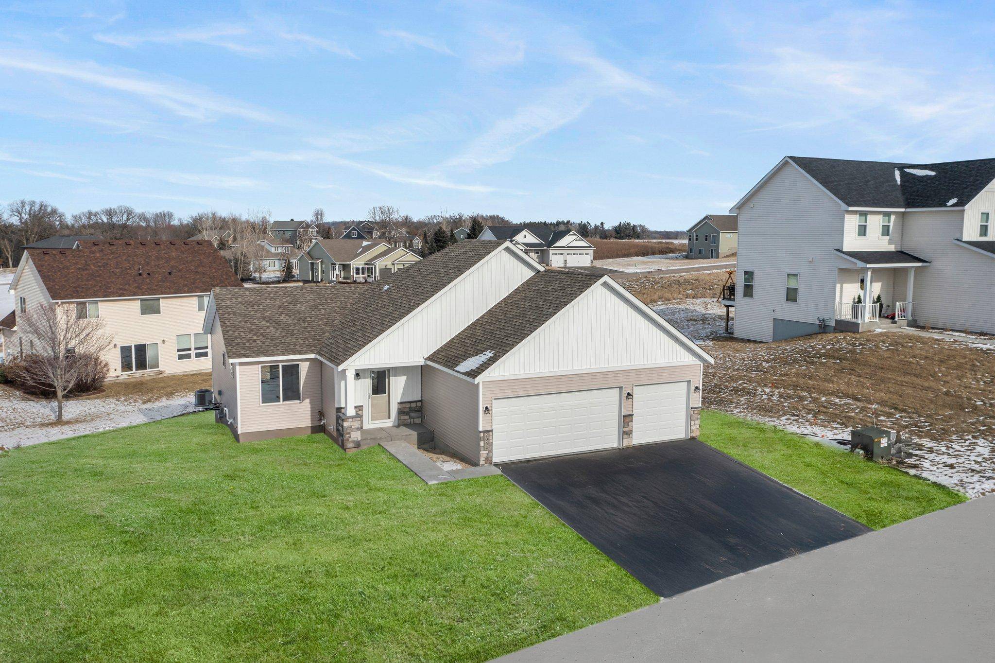 Faribault, MN 55021,2150 Violet LN