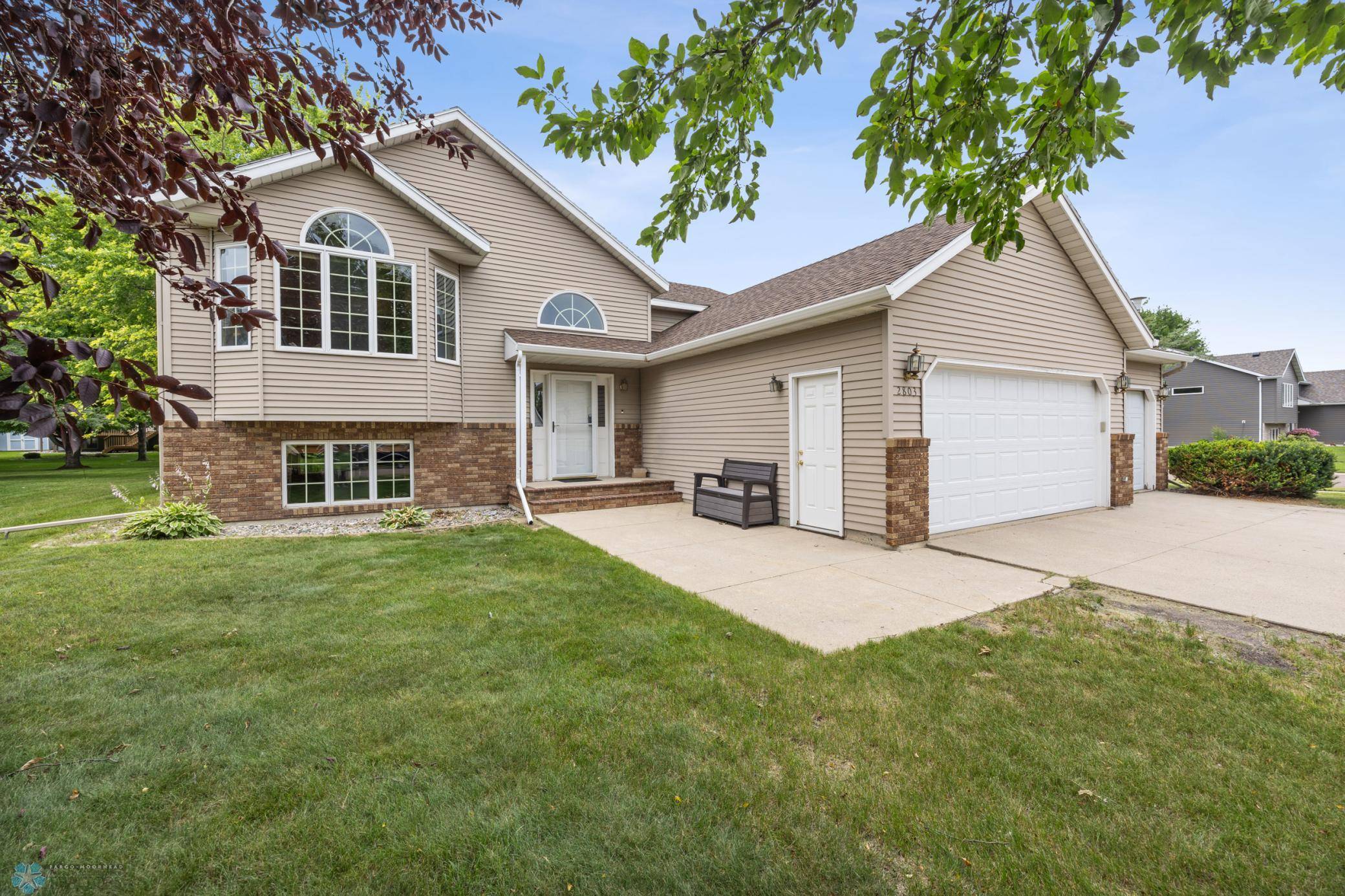 Fargo, ND 58103,2803 33rd ST S