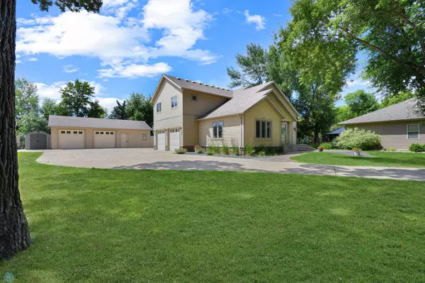 West Fargo, ND 58078,154 W Beaton DR