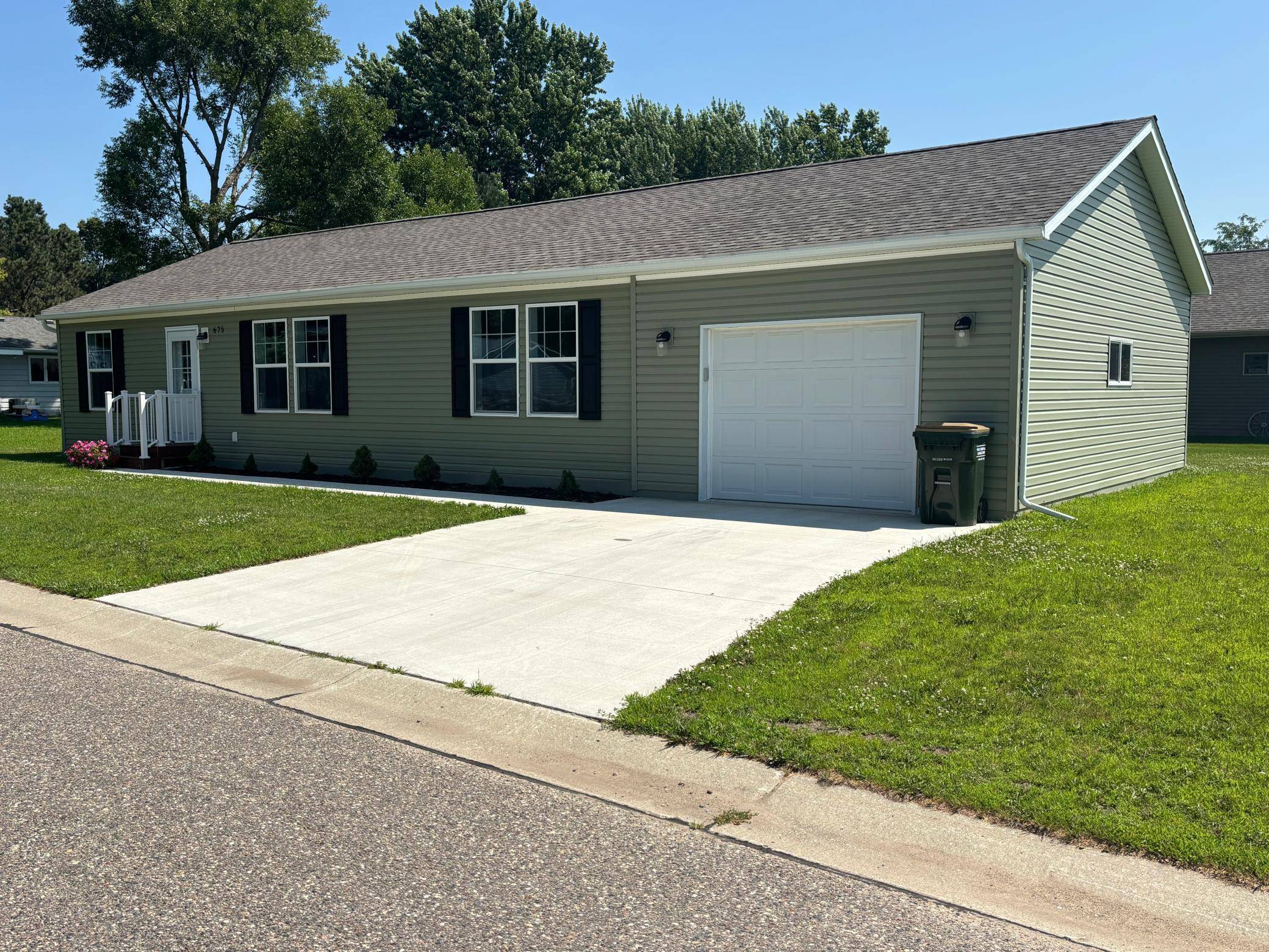 Eden Valley, MN 55329,675 Brooks ST S