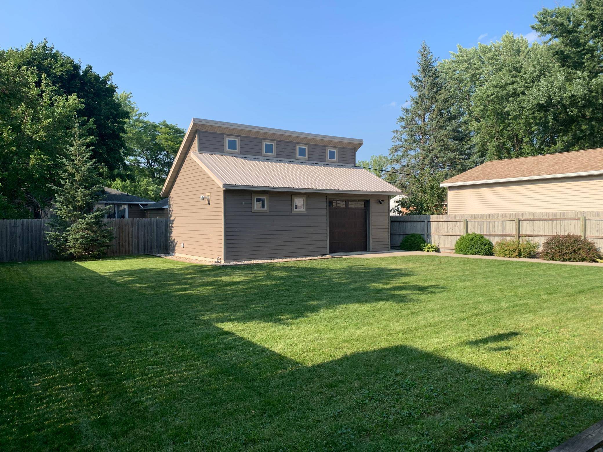 Austin, MN 55912,1807 3rd AVE NE