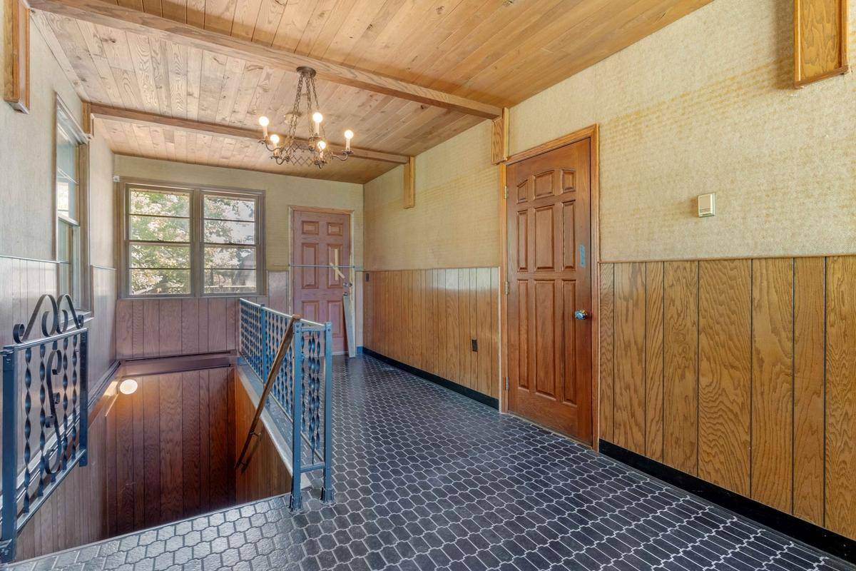 Woodbury, MN 55125,2235 Century AVE S