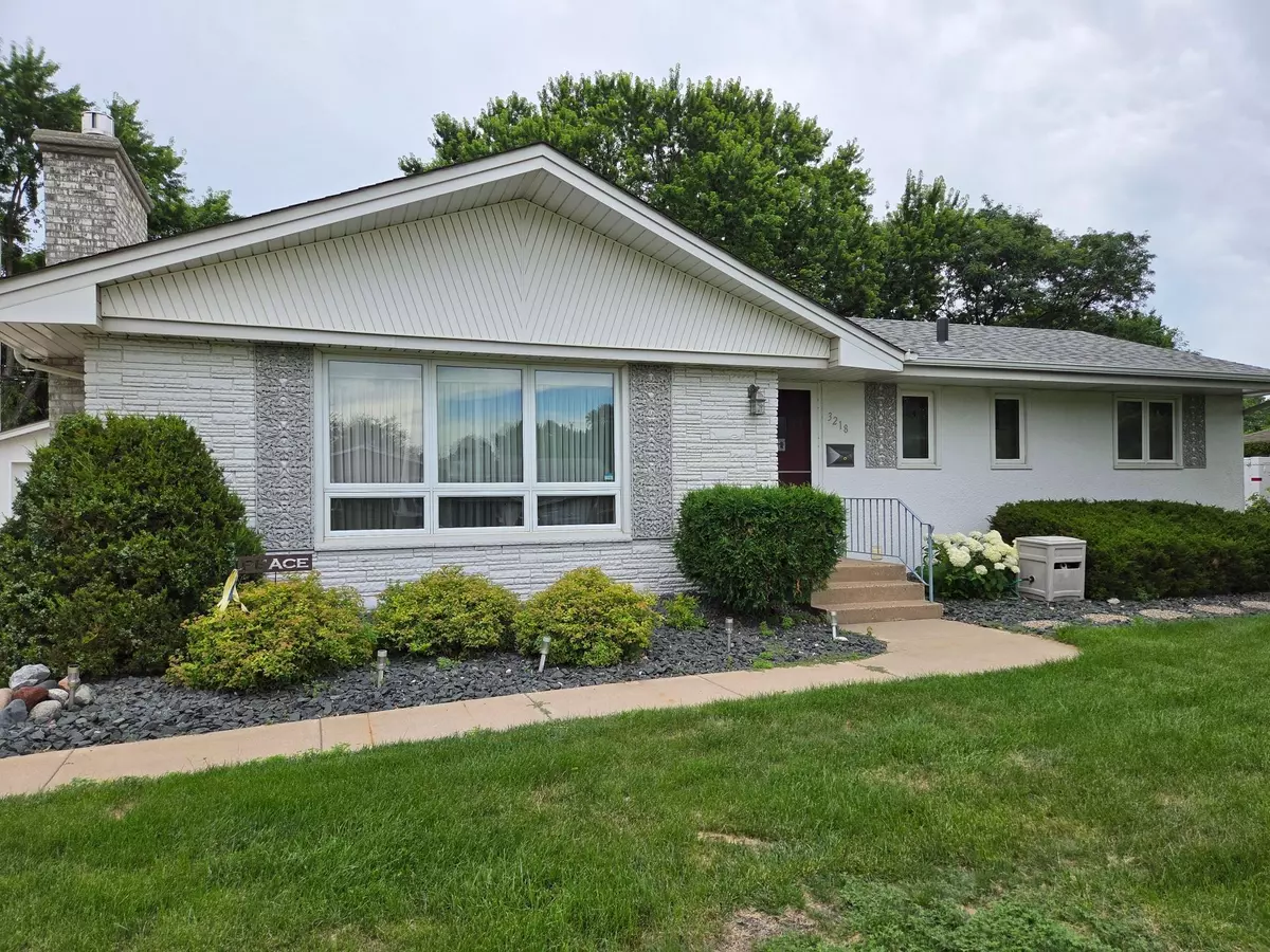 Brooklyn Center, MN 55429,3218 Thurber RD