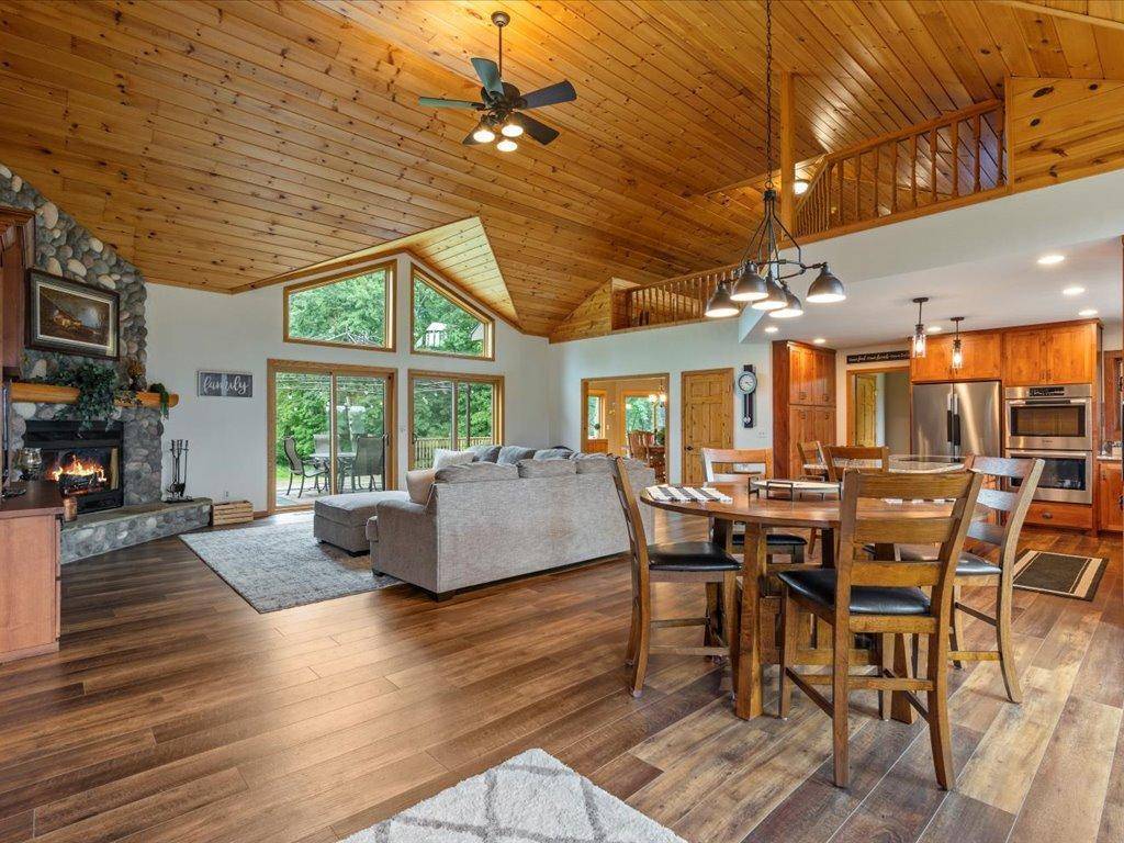 Merrifield, MN 56465,11292 Half Moon DR