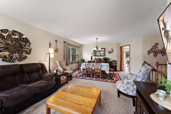 Maplewood, MN 55119,973 Mcclelland ST S