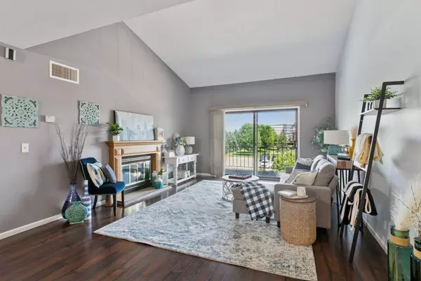 Edina, MN 55435,4100 Parklawn AVE #309