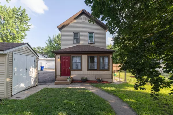 62 Hatch AVE, Saint Paul, MN 55117